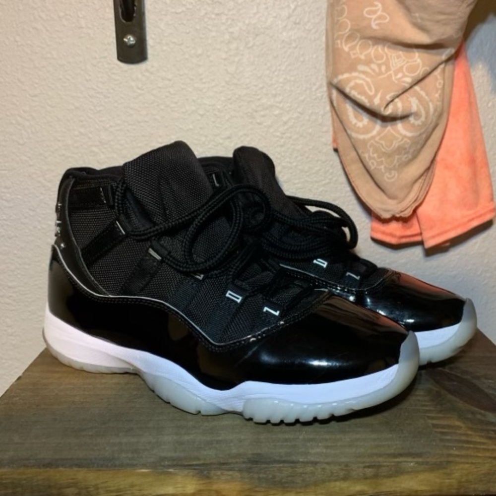 Air Jordan 11 Jubilees with the Box in amazing condition!